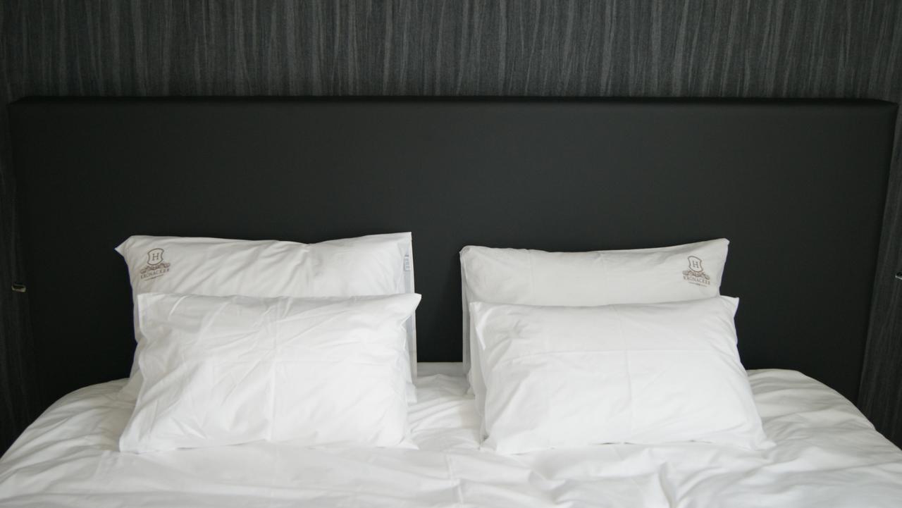 Hotel Kronacker تينين المظهر الخارجي الصورة